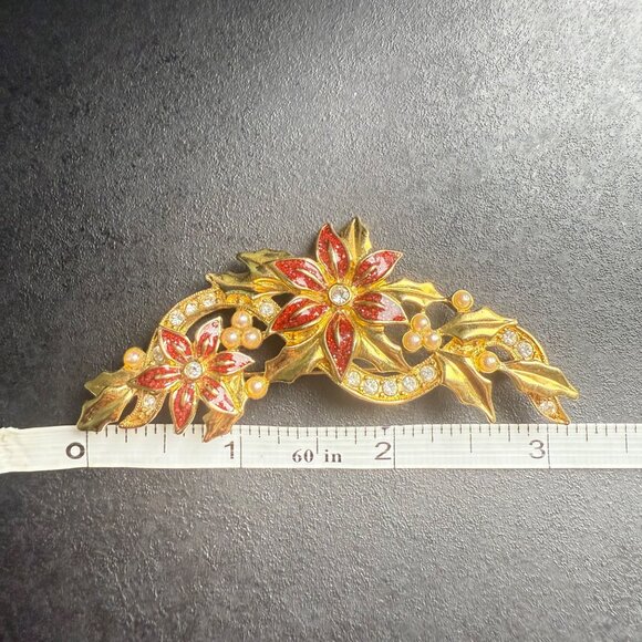 Vintage Avon Goldtone Flower Brooch With‎ Faux Pearls Rhinestones Poinsettia - Picture 4 of 6